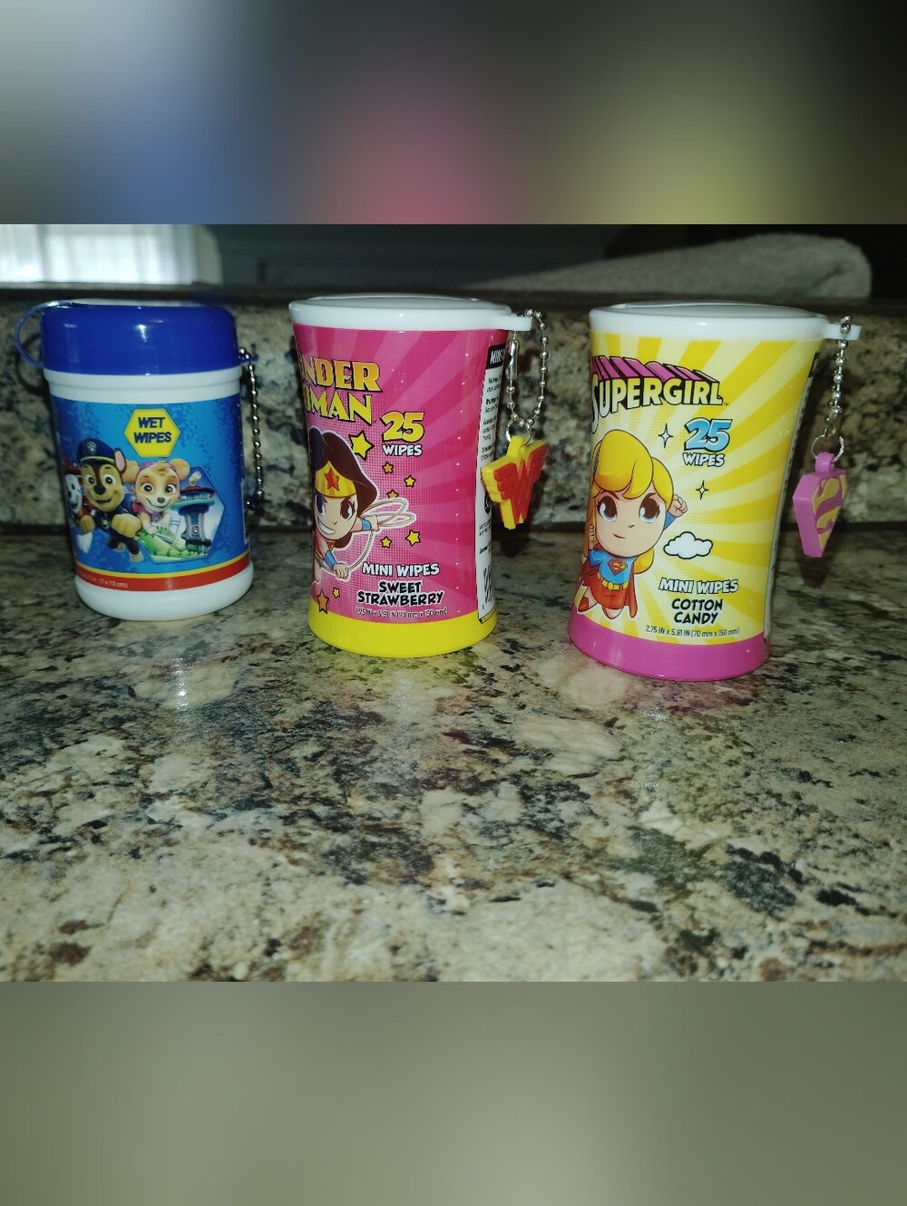DC Comics Supergirl Pink & Yellow Mini Wipes Keychain - 25 Wipes Nwt